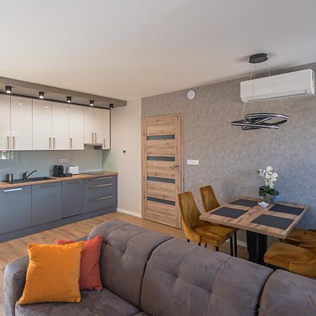 Melomi 1 Apartman Sárvár Esterno foto