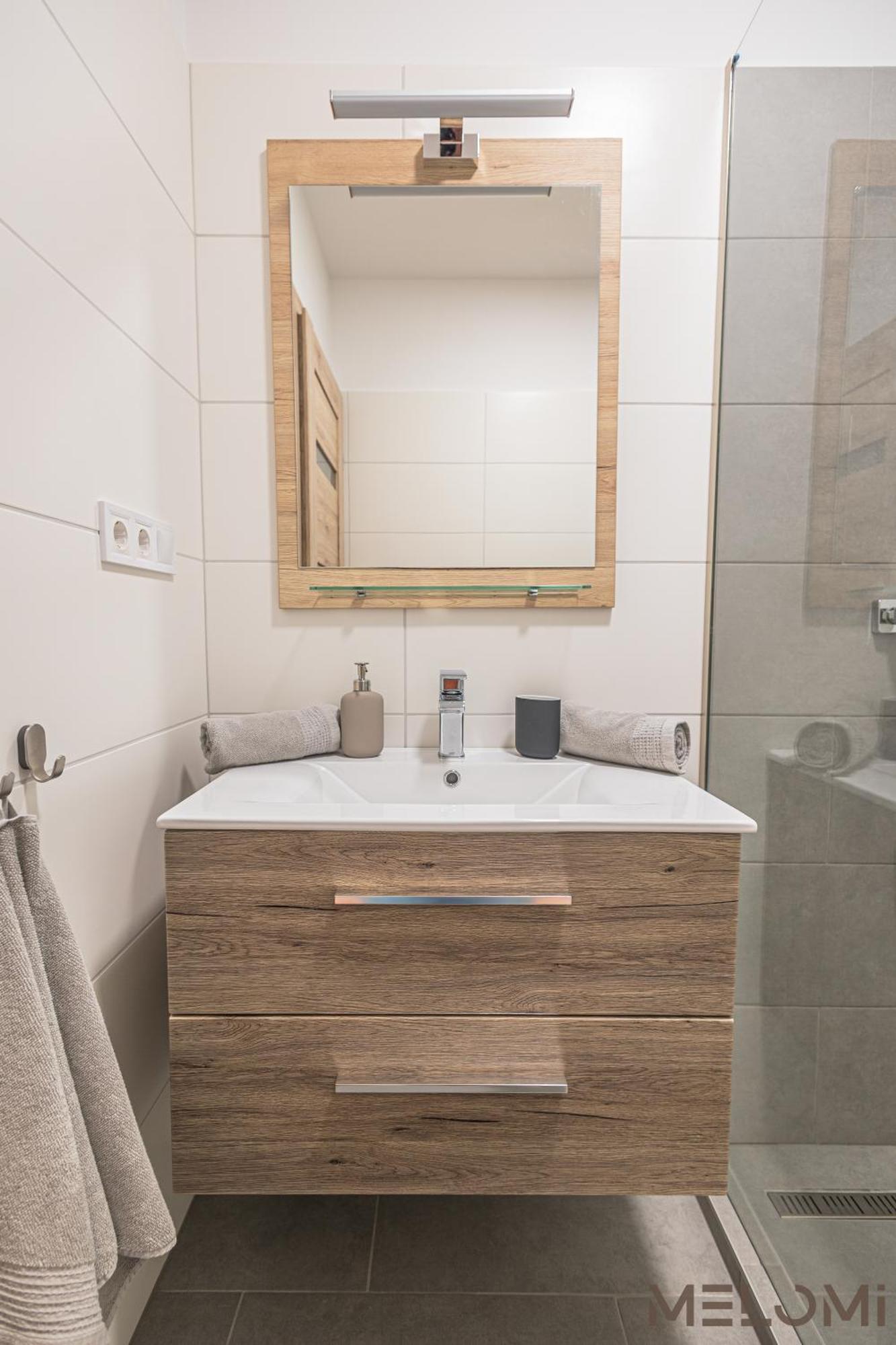 Melomi 1 Apartman Sárvár Esterno foto