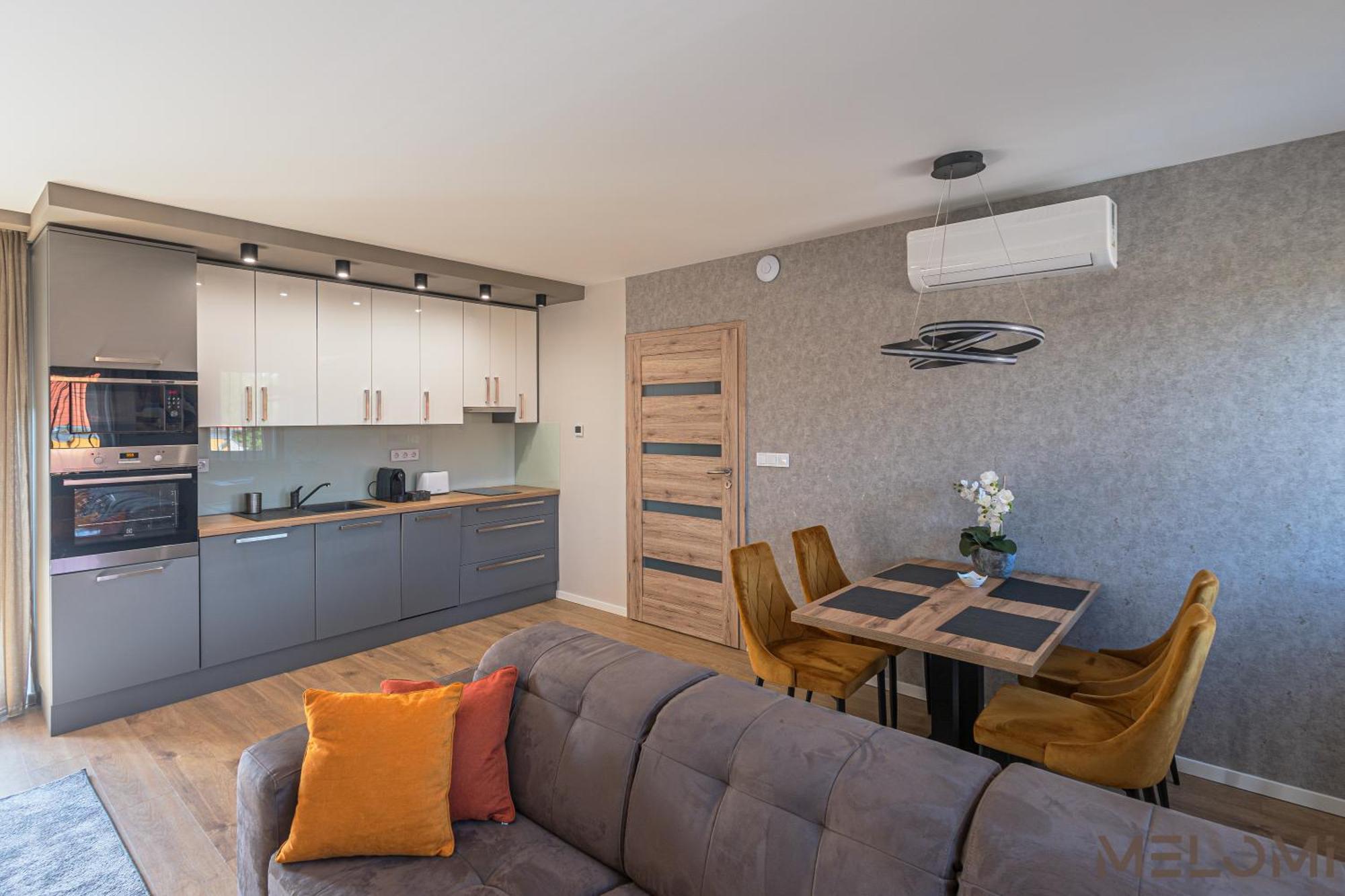 Melomi 1 Apartman Sárvár Esterno foto